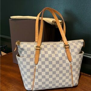 Totally Damier Azur